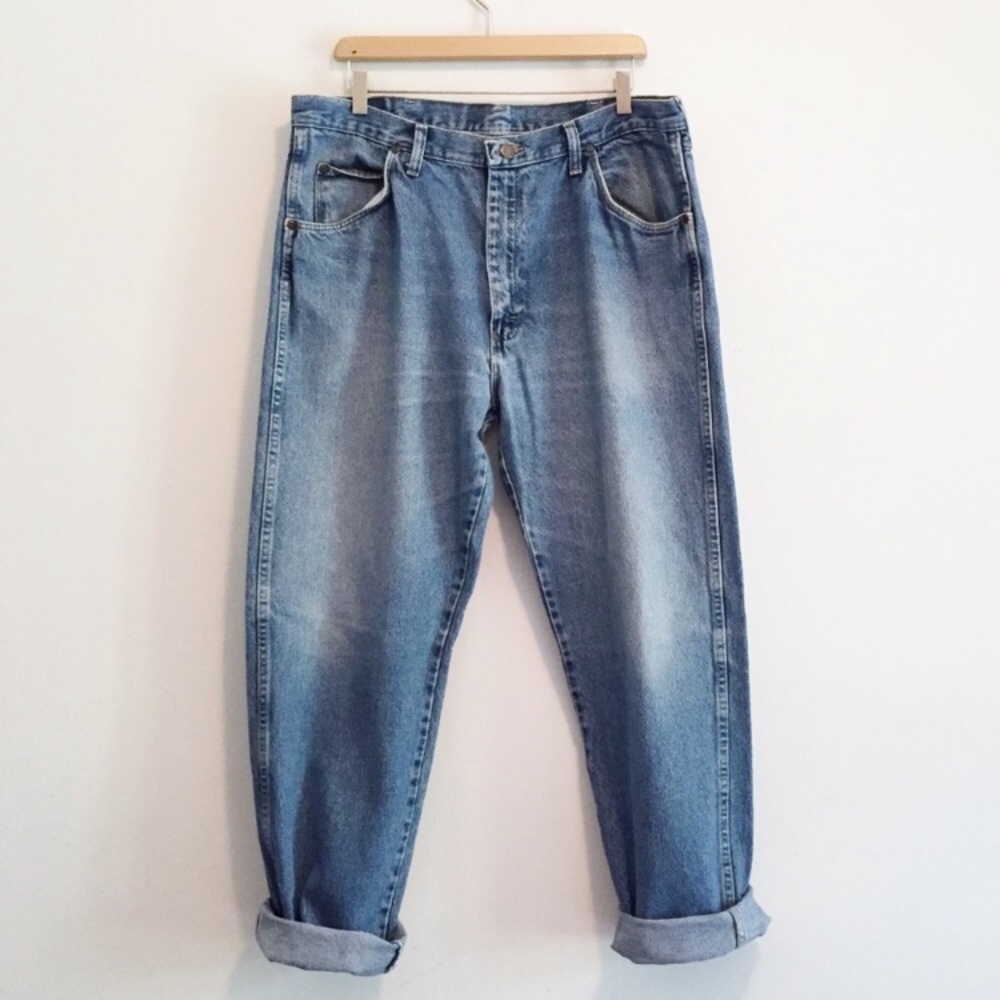 Vintage High Wasted Wrangler Mom/ BF Jeans